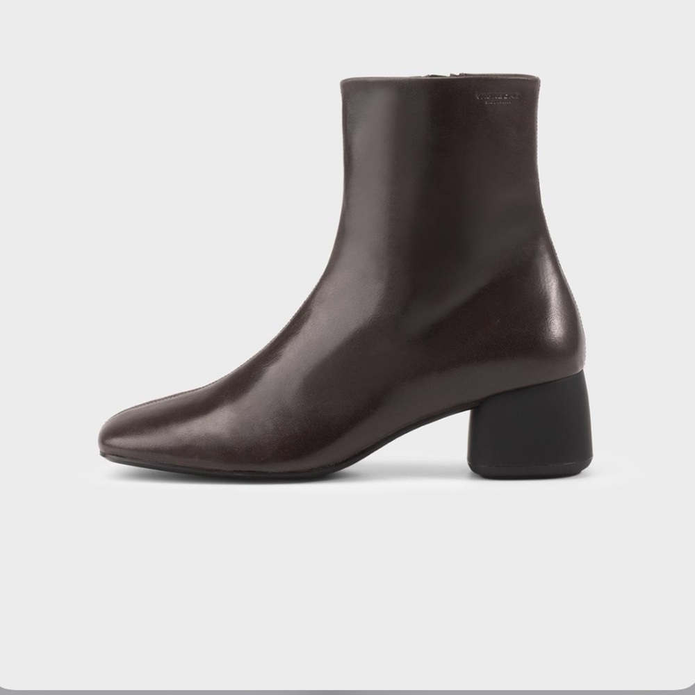 Vagabond Dark Brown Ankle Boots